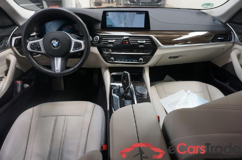 BMW 5-Serie Touring ´16 Baureihe 5 Touring 530 i xDrive Luxury Line 2.0 185KW E6dT #3
