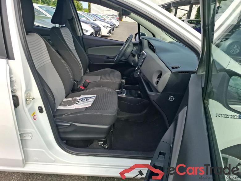 Toyota 1.5 VVT-I HYBRID France Business TOYOTA Yaris Hybride / 2017 / 5P / Berline 1.5 VVT-I HYBRID France Business #6