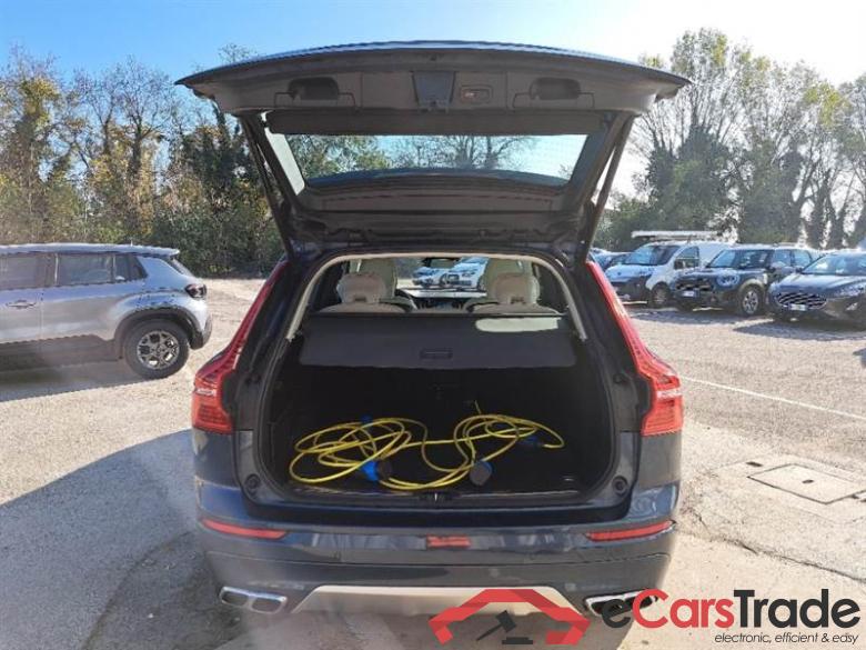 Volvo 122 VOLVO XC60 / 2017 / 5P / SUV T8 TWIN ENGINE AWD GEARTR. BUSINESS PLUS #5