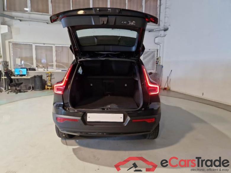 Volvo 223 VOLVO XC40 / 2017 / 5P / SUV T5 PLUG-IN HYBRID AUTO RECHARGE R-DESIGN #5