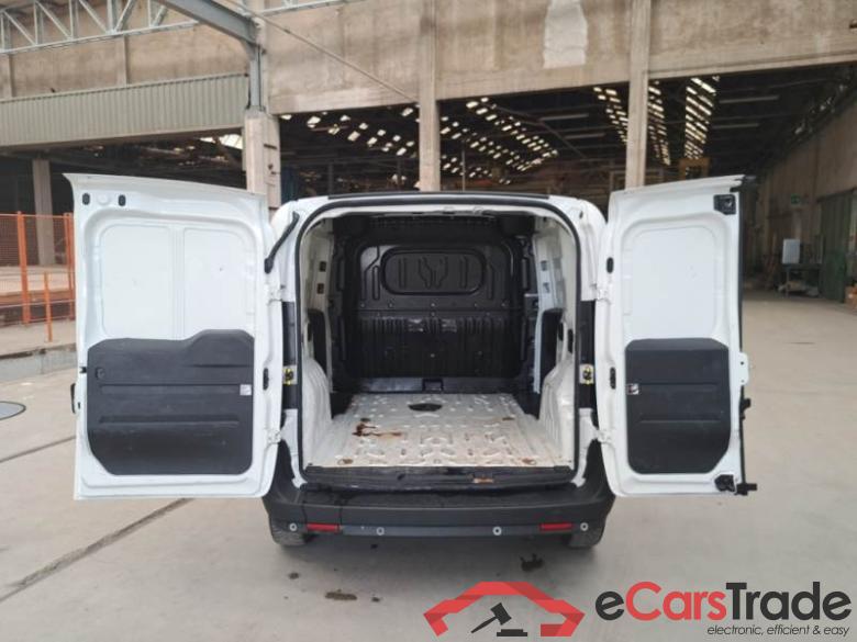 Fiat 16 FIAT DOBLÒ CARGO / 2014 / 3P / VETT. FURGONATA CH1 EASY 1.3 MJET 95CV E6D SeS #5