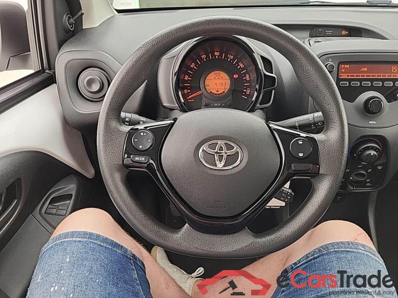 TOYOTA Aygo 1.0 VVT-i x-fun #5