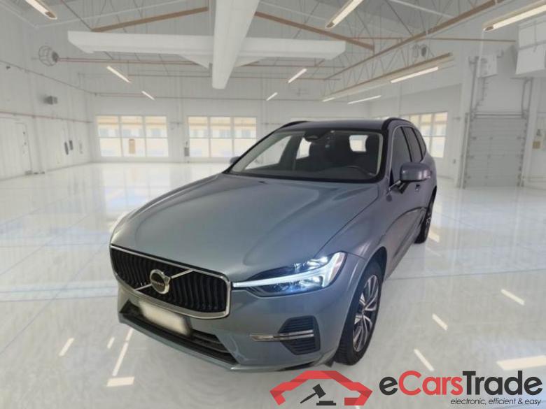 Volvo 17 VOLVO XC60 / 2021 / 5P / SUV B4 D AWD AUTOMATICO MOMENTUM PRO #1