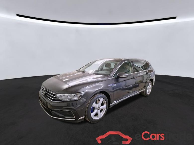 Vw GTE Passat Variant #1