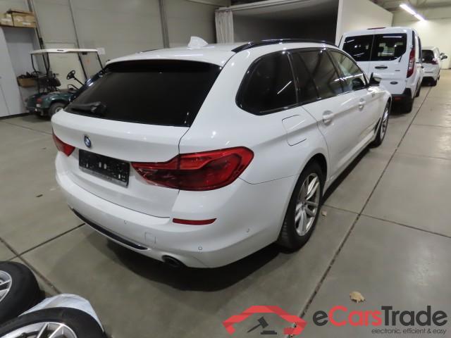 BMW 5-Serie Touring ´16 Baureihe 5 Touring 520d Sport Line 2.0 140KW AT8 E6dT #3