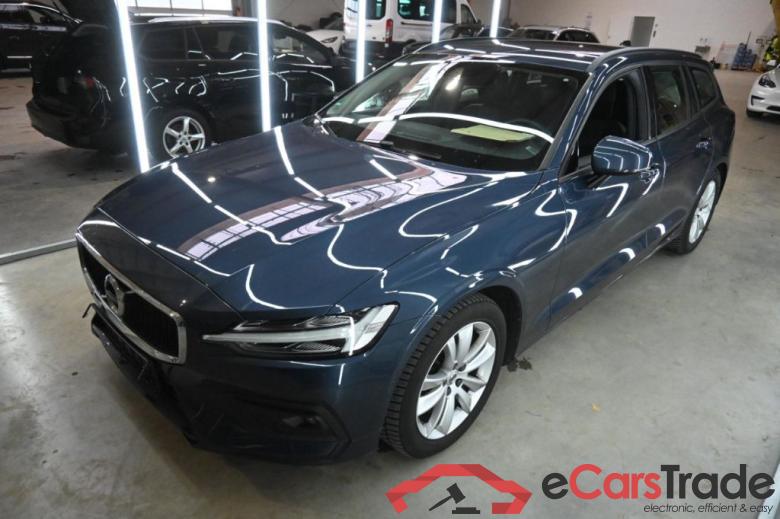 Volvo V60 ´18 V60 Kombi Momentum 2.0 D4 140KW E6dT #1