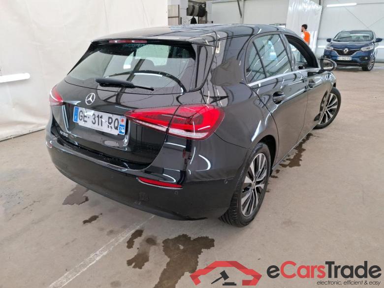 Mercedes A 180 Business Line 7G-DCT MERCEDES-BENZ Classe A Compact / 2018 / 5P / Berline A 180 Business Line 7G-DCT #3