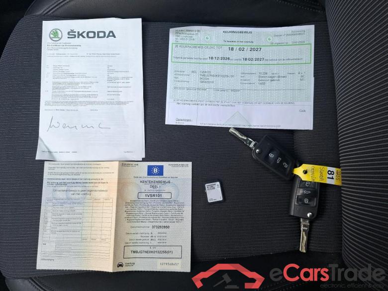 SKODA - SKO OCTAVIA COMBI CRTDI 115PK DSG7 GreenTec Ambition Look & Comfort & Heated Seats & Adaptive Cruise Control & Kessy & PDC Front & Rear #4