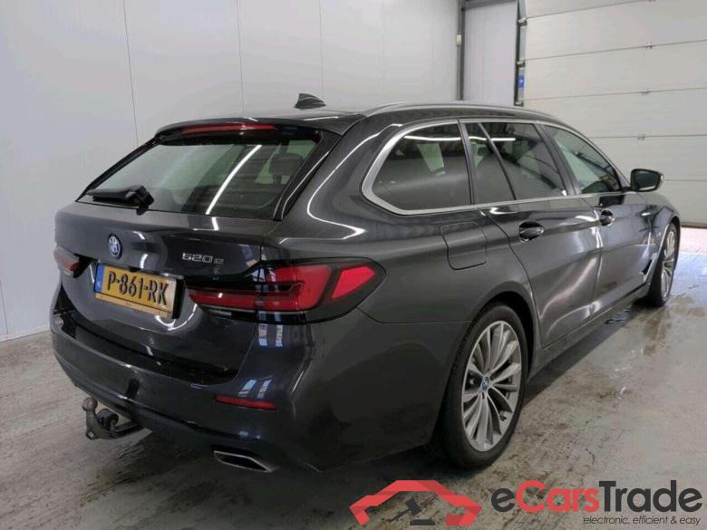 BMW 5-serie Touring 520e Bns Edit.+ #2