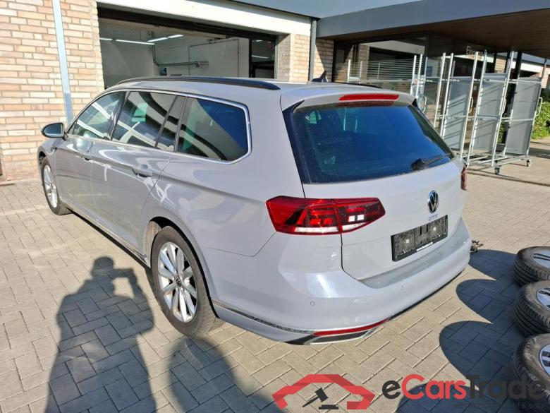Vw GTE Passat Variant #3