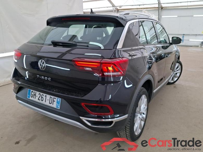 Volkswagen  VOLKSWAGEN T-Roc / 2021 / 5P / SUV 1.5 TSI 150 EVO STYLE DSG7 #3