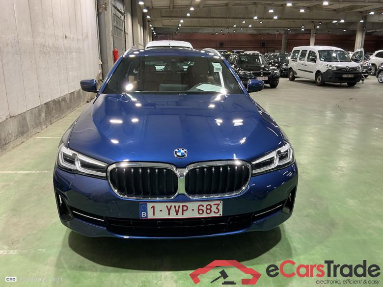BMW 5 SERIES TOURING 2.0 518D 100KW TOURING AUTO #1