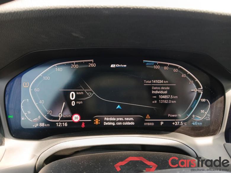 BMW 330e BMW Serie 3 / 2018 / 4P / sedán 330e #4