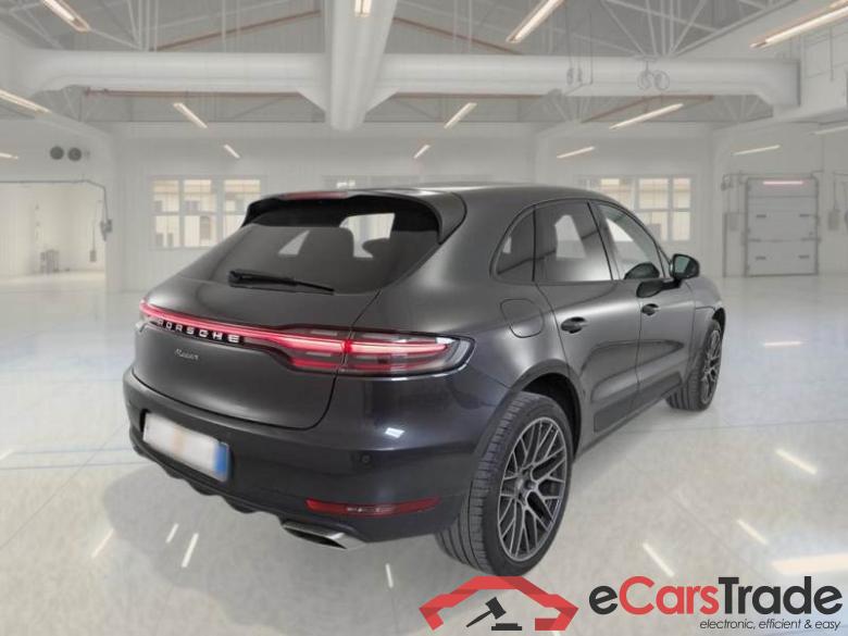 Porsche 2.0 PORSCHE MACAN / 2018 / 5P / SUV 2.0 #2