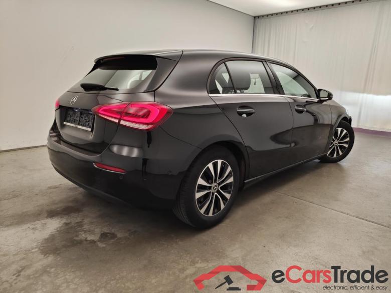 Mercedes-Benz A-Klasse A 180 d Business Solution Aut. 5d #5