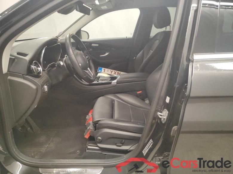 Mercedes-Benz GLC GLC 300 de Business Solution 4MATIC 5d #6