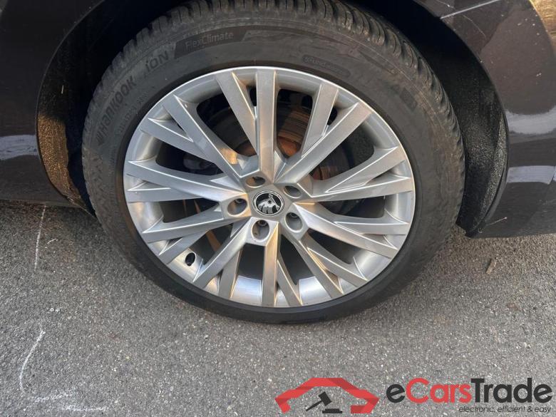 SKODA Superb Combi Superb Wagon L&K 1,4 TSI iV 115 kW 6-speed automat. #6
