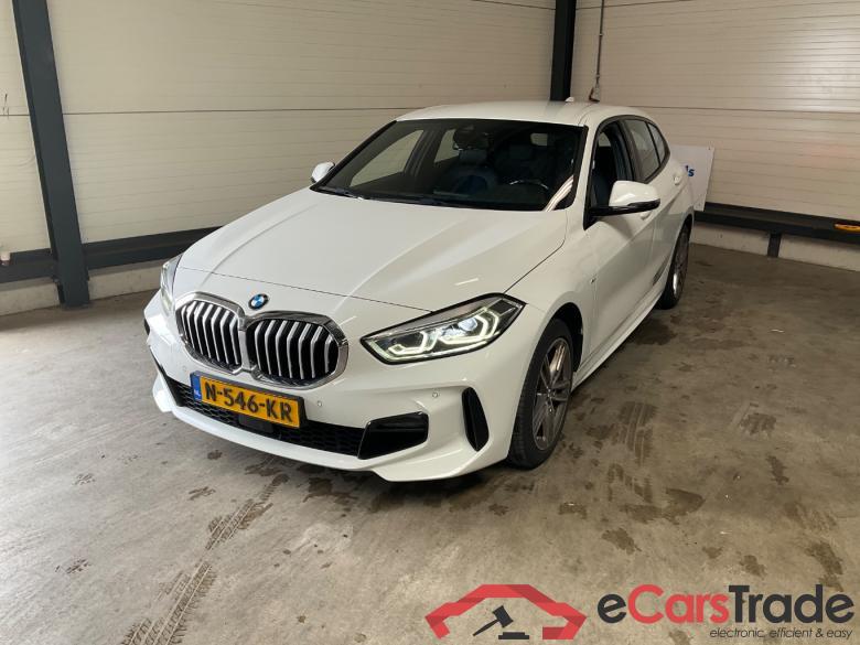 BMW 1-serie 118i Bns Edition #1