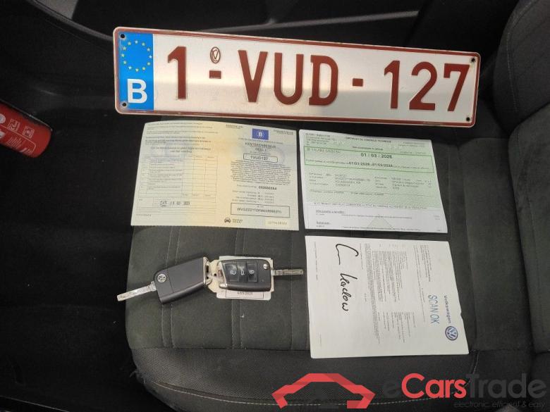 Volkswagen Touran 1.6 TDi Highline 5d 7pl #4