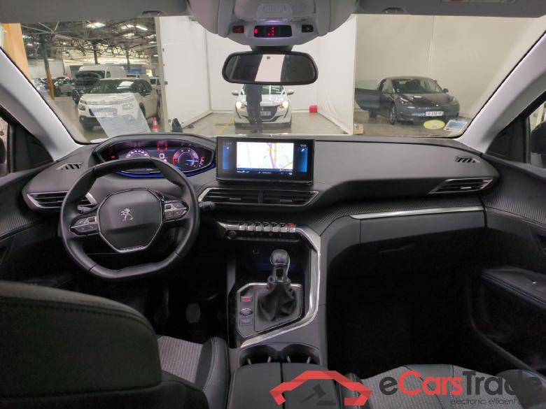 Peugeot BlueHDi 130 S&S Allure 3008 Allure 1.5 HDi 130CV BVM6 E6d #5