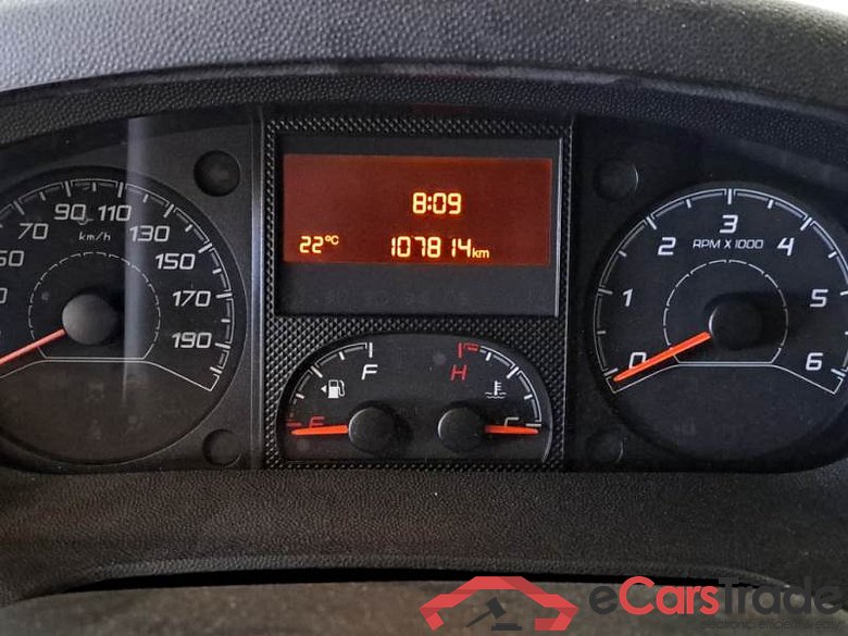 PEUGEOT BOXER / 2014 / 4P / FURGONE 435 L4H3 2.2 BLUEHDI 140CV SeS #4