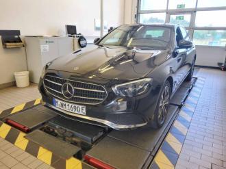 Mercedes E 300