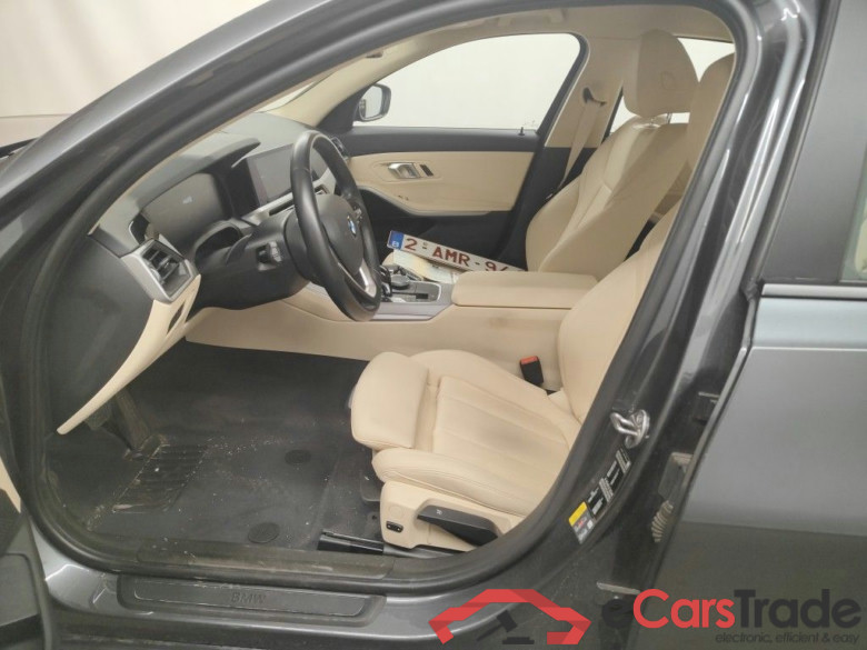 BMW 3 Reeks Berline 320e (150 kW) 4d #3
