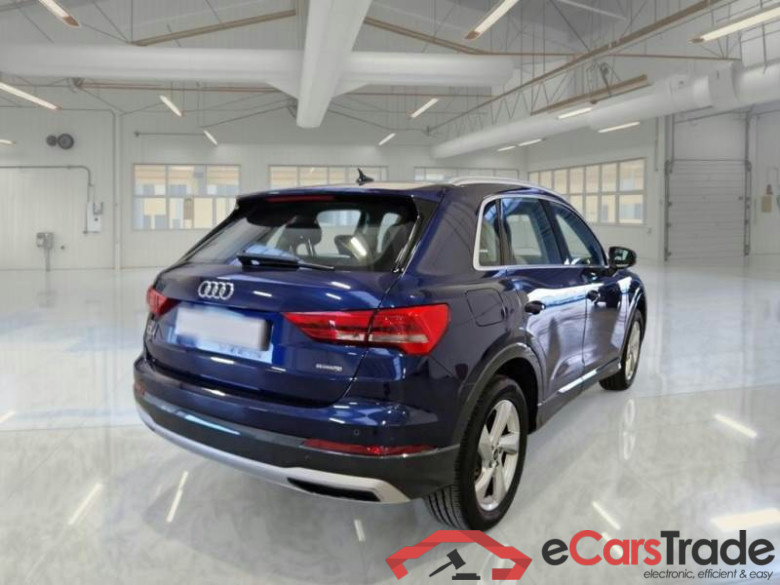AUDI Q3 / 2018 / 5P / SUV 35 TDI QUATTRO S TRONIC BUSINESS ADVANCE #2
