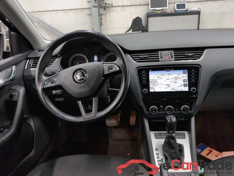 Skoda Octavia Combi 1.5 TSI Ambition Aut. Navi ACC Klima PDC ... #4