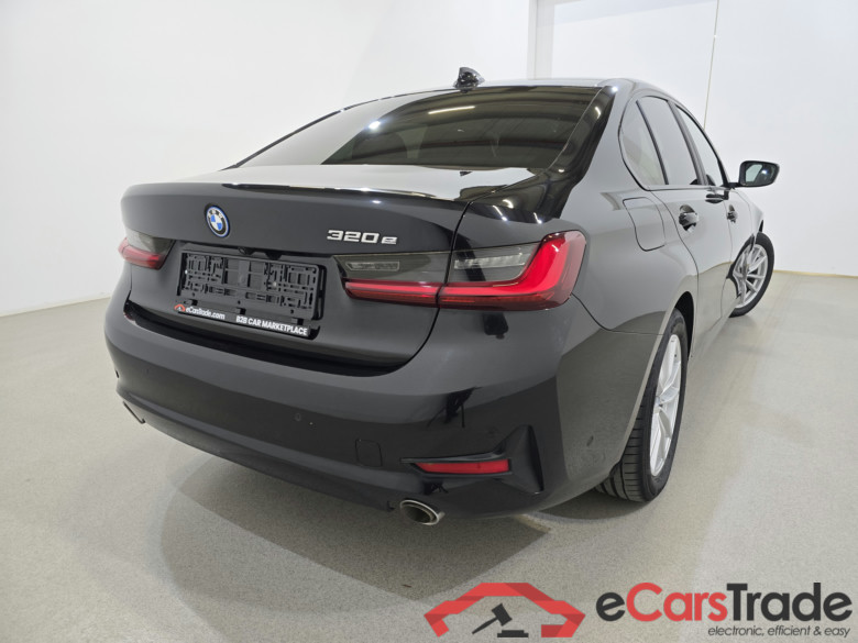 BMW 320e Hybrid Aut. LED-Xenon LC-Pro Navi KeylessGo Camera 360 Klima PDC ... #4