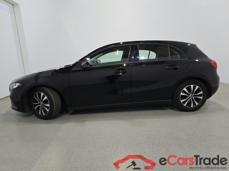 Mercedes A160i Widescreen Navi KeylessGo Camera Klima PDC ... #2