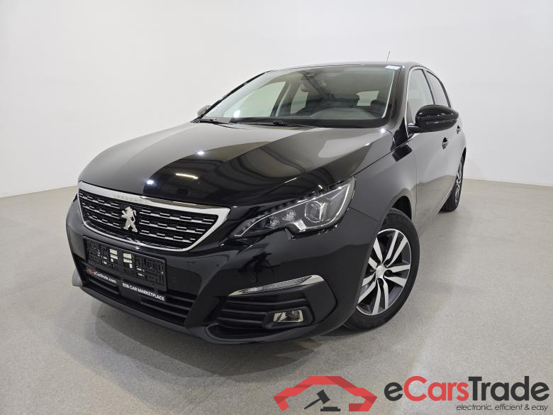 Peugeot 308 1.2 PureTech 130Hp Allure Aut. LED-Xenon Navi 1/2 Sport-Leather KeylessGo Camera Klima PDC ... Peugeot 308 1.2 PureTech 130Hp Allure Aut. LED-Xenon Navi 1/2 Sport-Leather KeylessGo Camera Klima PDC ...