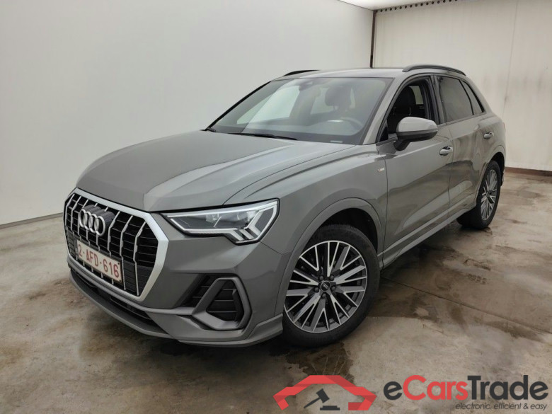 Audi Q3 35 TDI S tronic S line Business Edition 5d #1