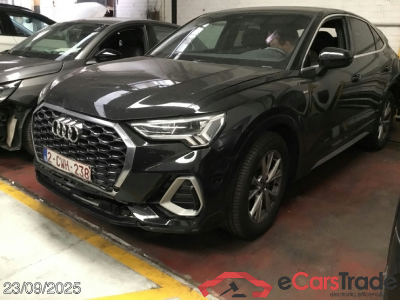 Audi Q3 Q3 Sportback 35 TFSI S tronic S Line Business Edition (Mild Hybrid) 110kW/150pk  5D/P Auto-7