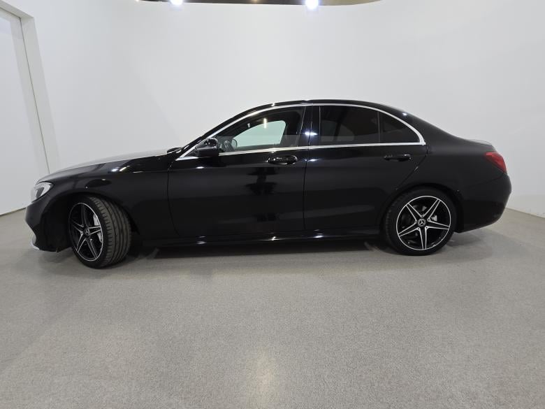 Mercedes C 180d AMG Aut. LED-Xenon Ambient Navi Sport-Leather KeylessGo Camera Klima PDC ... #2