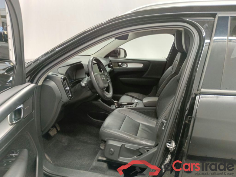Volvo XC40 T3 Geartronic Momentum Pro 5d #3