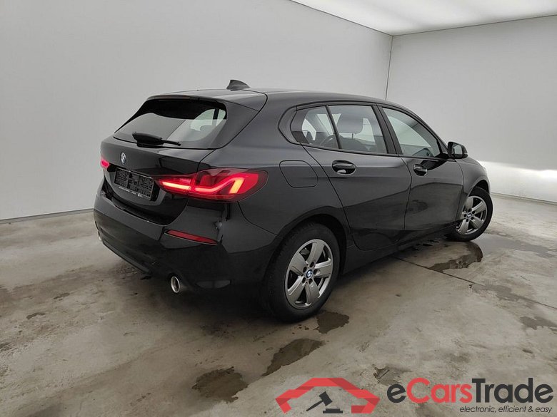 BMW 1 HATCH DIESEL - 2019 118 dA 150hp (EU6AP) 5d #2