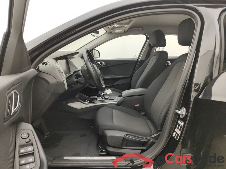 BMW 1 HATCH DIESEL - 2019 118 dA 150hp (EU6AP) 5d #3