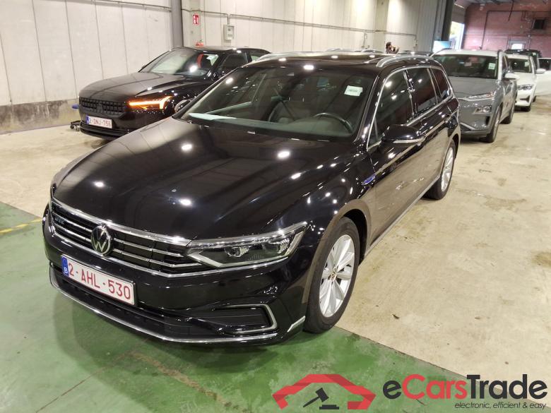 VOLKSWAGEN PASSAT VARIANT 1.4 TSI MSQ VARIANT GTE BUSINESS #1