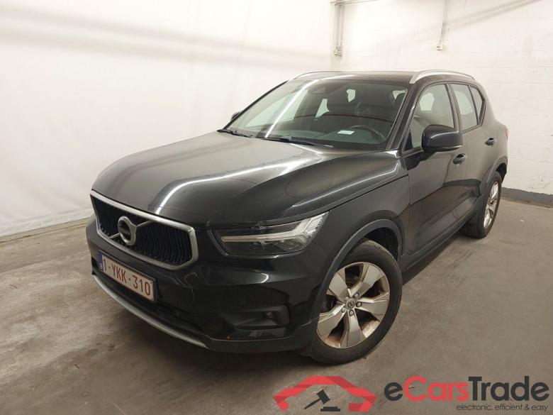 Volvo XC40 T3 Momentum Pro 5d #1