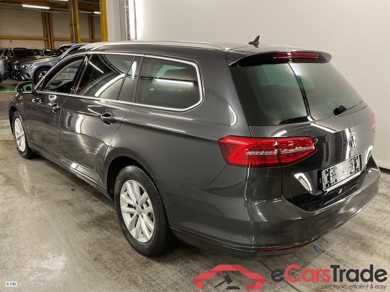 VOLKSWAGEN PASSAT VARIANT DIESEL - 2015 1.6 TDi Comfortline Bus. DSG (EU6.2) #3