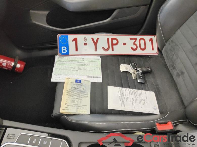 Volkswagen Passat Variant 1.4 TSI DSG6 GTE Business 5d #4
