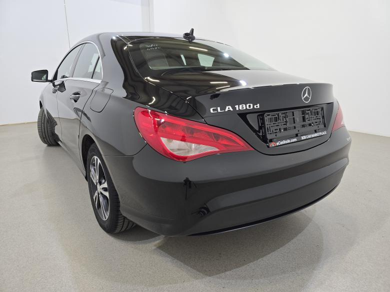 Mercedes CLA 180d Navi 1/2 Sport-Leather Camera Klima ... #6
