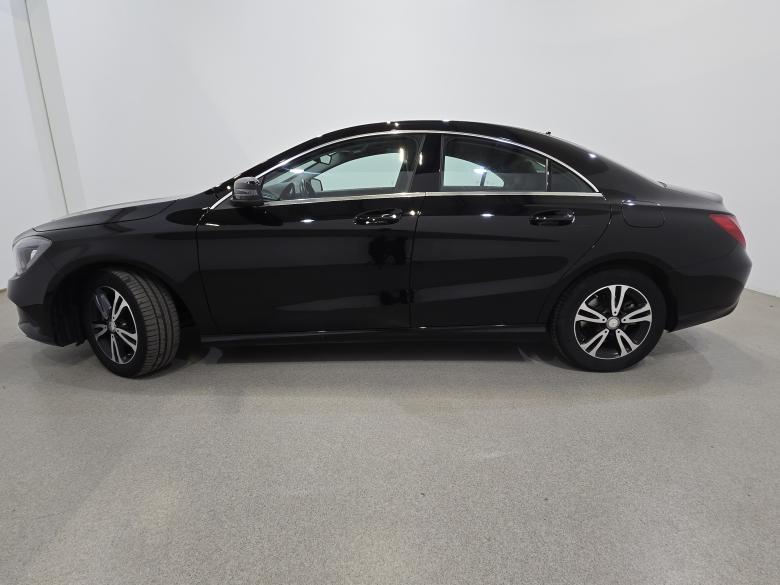 Mercedes CLA 180d Navi 1/2 Sport-Leather Camera Klima ... #2