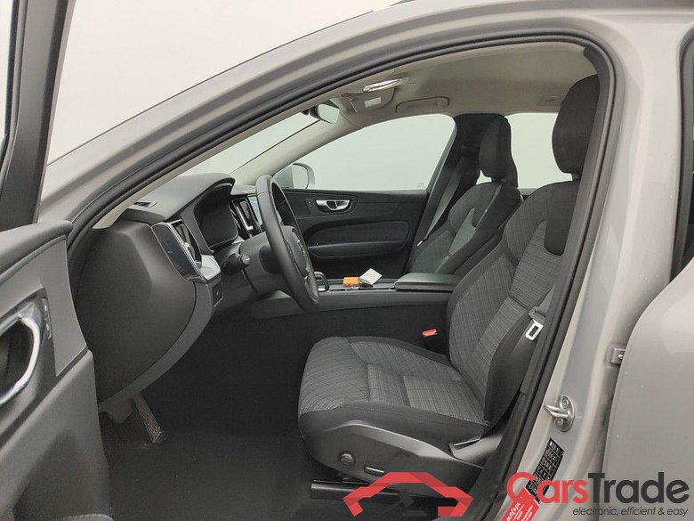 VOLVO XC60 DIESEL - 2021 2.0 B4 MHEV Core 5d #3