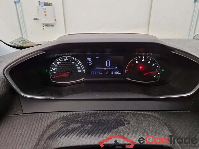 PEUGEOT 2008 1.2 PureTech Active #5