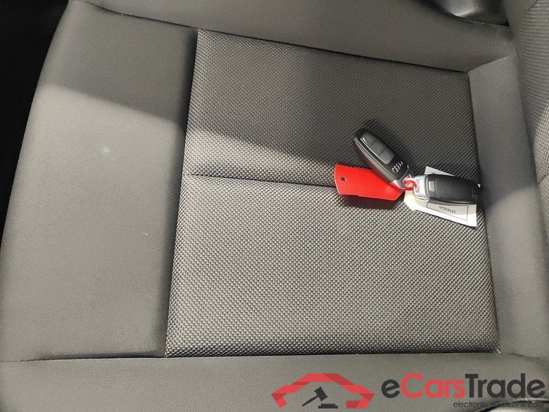 AUDI A3 SPORTBACK - 2020 35 TFSI 150hp S tronic (EU6AP) 5d #4