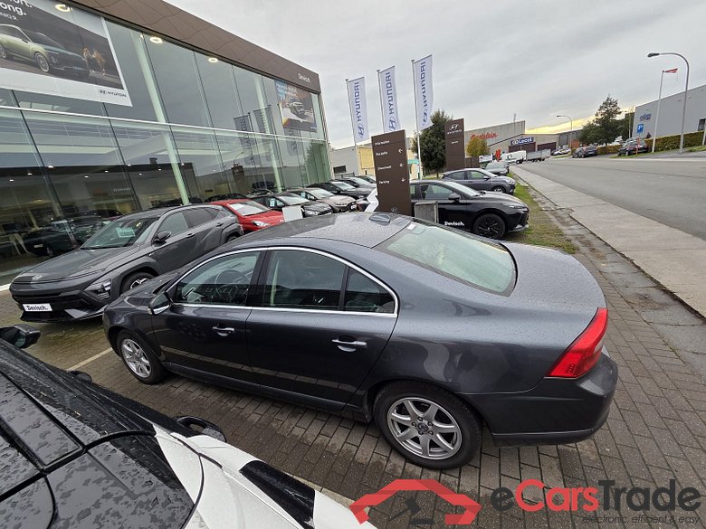 Volvo S80 2.4d 163Hp Summum Comfort-Leather Klima PDC ... #2