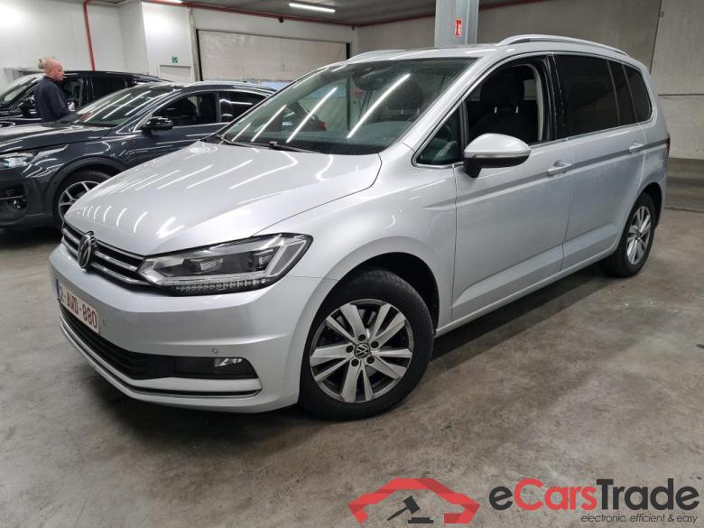 VOLKSWAGEN - VW  TOURAN TDi 150PK DSG Highline Pack Business Plus & Nav Discover Media & Power Tailgate & Two Individual Seats 3rd Row & Rear Camera With Park Distance Control #1