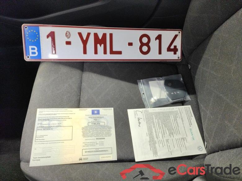 Volkswagen Golf VIII 2.0 TDI 85kW Life 5d #4